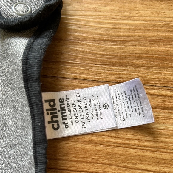 Carter's Blue and Green Bibs Set for Stylish Mealtime - Picture 2 of 8